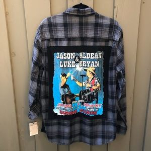 🖤SOLD🖤 ✨Custom Made Flannel😍